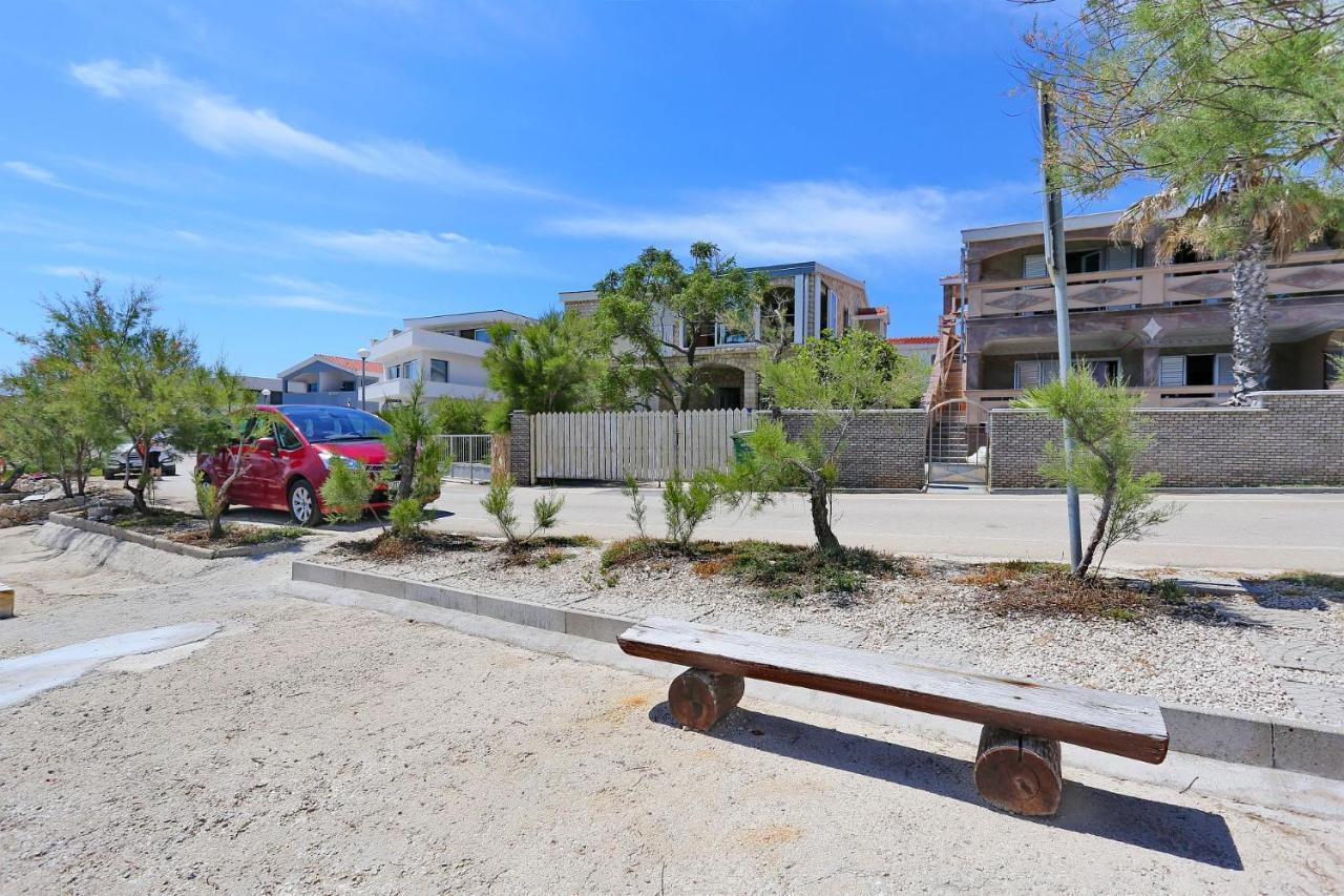 Apartments Ivan Vir Εξωτερικό φωτογραφία